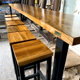 Solid Teak Barstoll & Table